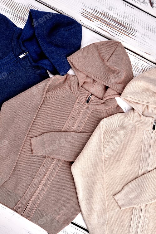 Preview: Collection of warm hooded sweaters