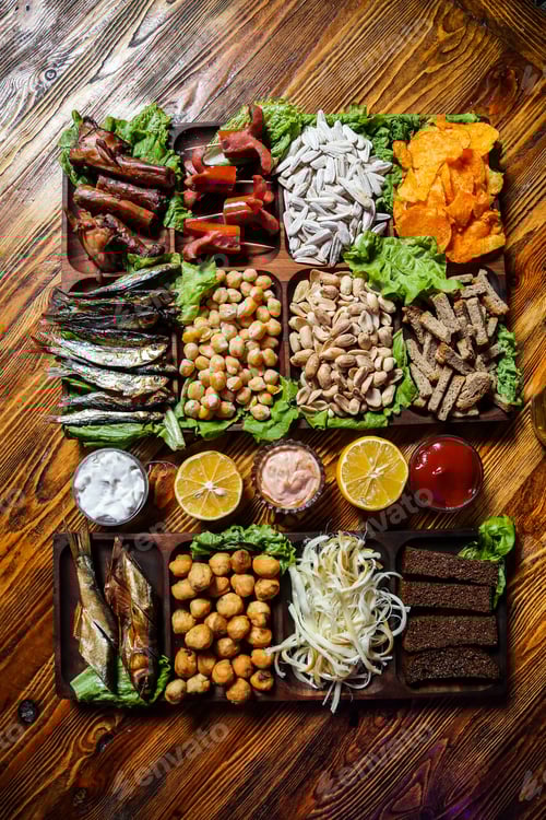 Preview: beer set shrimps splat chicken sausages top view