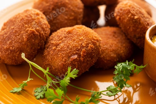 Preview: Macher Chop - Bengali style fish cutlet or pakora, a popular festival snack from west Bengal
