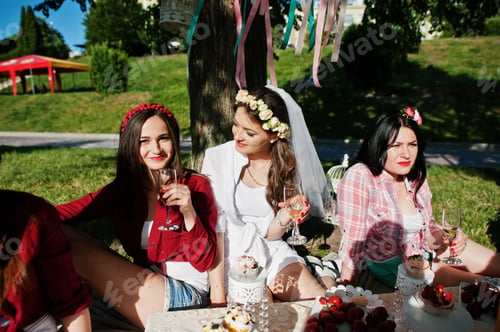 Preview: Girls drinking champagne at bachelorette party