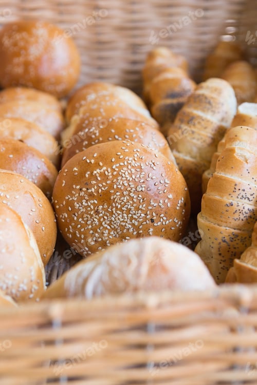 Preview: Close up of basket with breads at the bakery