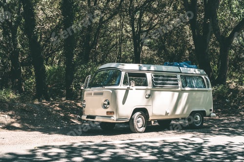 Preview: Vintage bus