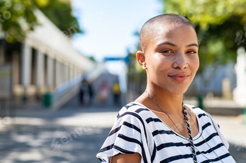 Preview: Bald proud stylish girl