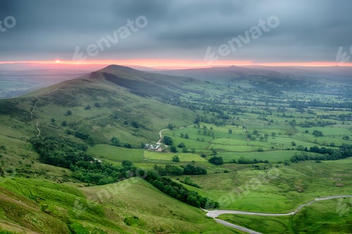Preview: Stunning Sunrise over Mam Tor