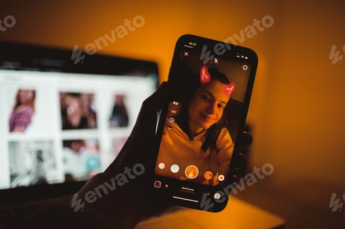 Preview: Social media instagram filter