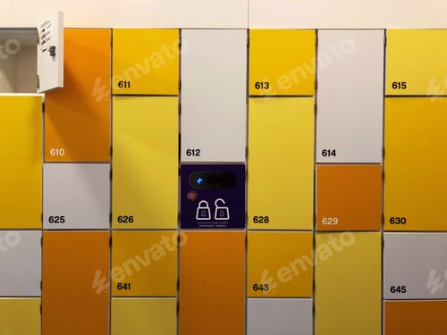 Preview: Modern yellow lockers