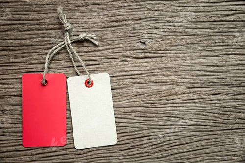 Preview: two tags on the wooden background.