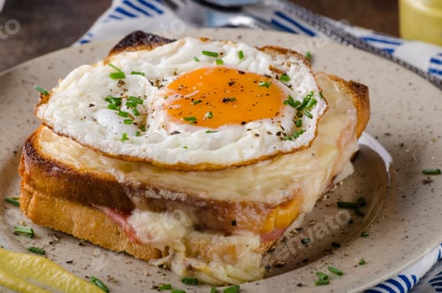 Preview: Croque madame sandwich, delish food