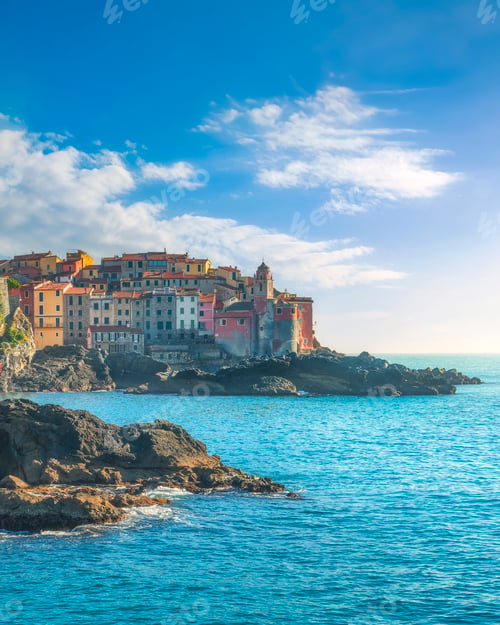 Preview: Tellaro seaside village on the rocks. Golfo dei Poeti. Liguria, Italy