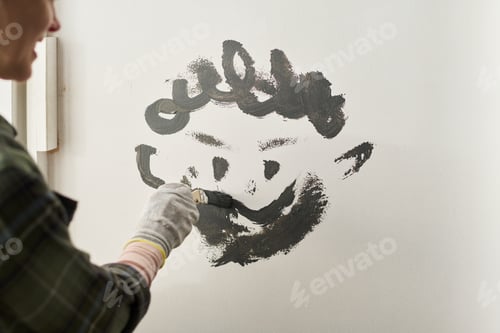 Preview: Painting caricature with grey color