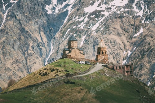Preview: Gergeti Trinity Church Or Tsminda Sameba - Holy Trinity Church N