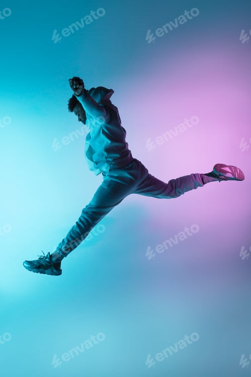 Preview: Anonymous dancer jumping high