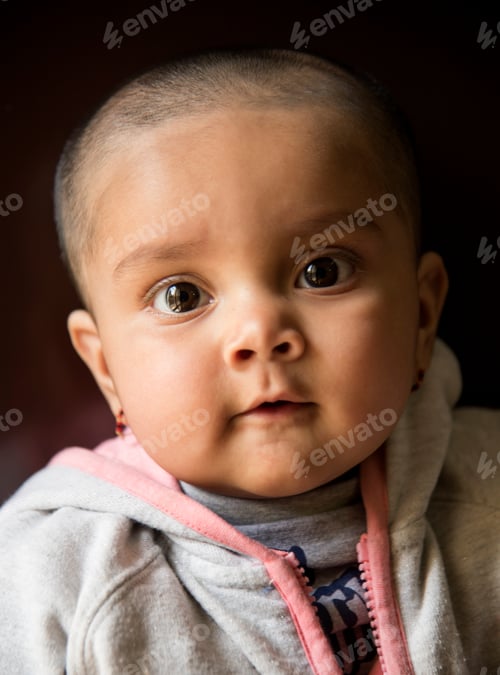 Preview: Portrait of a smiling baby.