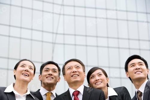 Preview: A team of Chinese business partners