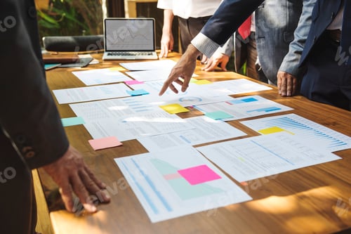 Preview: Business meeting in Asia