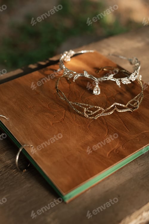Preview: book of wishes for newlyweds