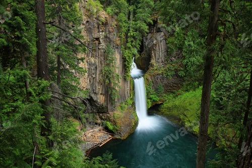 Preview: Toketee Falls in Oregon