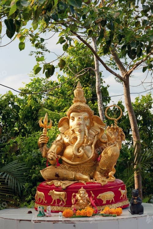 Preview: statue of the elephant god Ganesha