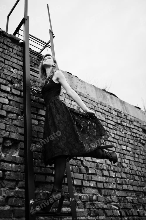 Preview: Portrait of gothic woman musician