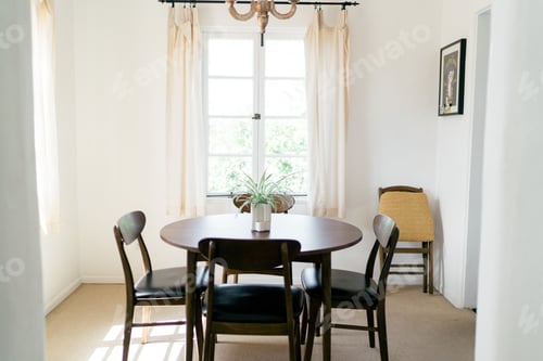 Preview: Light and airy home interior decoration.