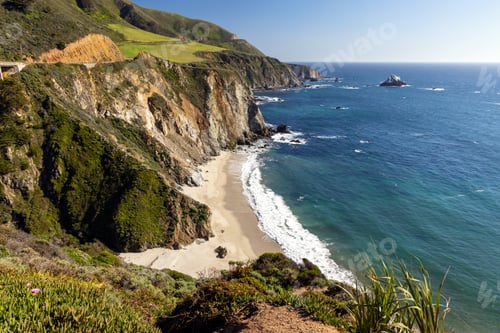 Preview: Bridge on the ocean coast