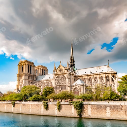 Preview: Notre Dame de Paris cathedral. French gothic architecture autumn