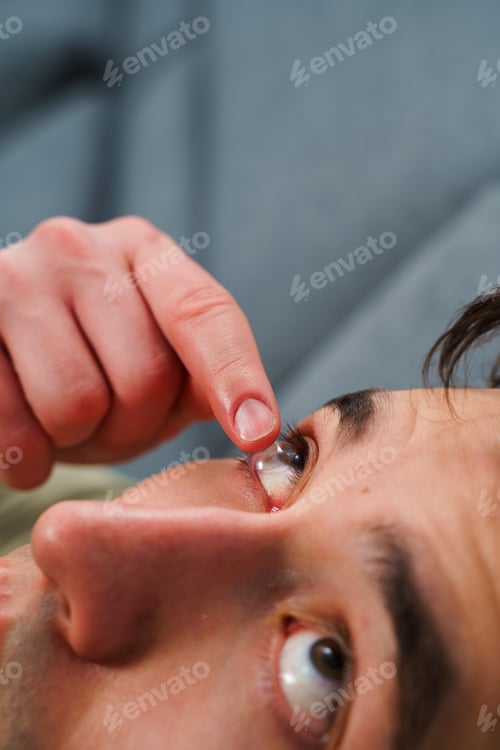 Preview: Eye lenses selected for precise vision correction