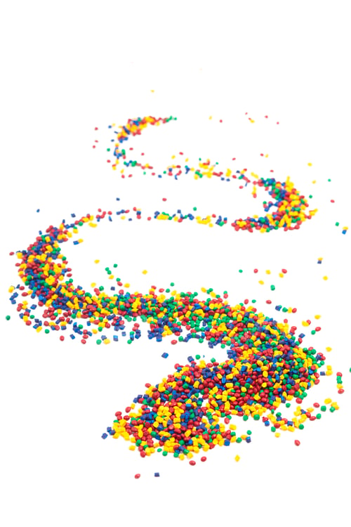 Preview: tinted plastic granulate for injection moulding process