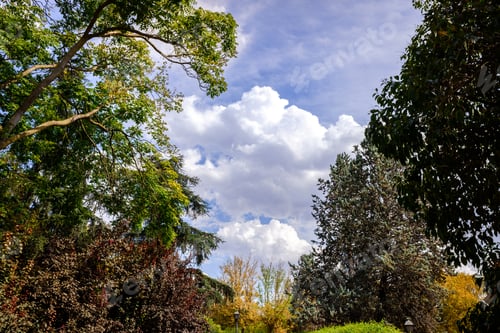 Preview: Mountain landscape with autumn clouds.