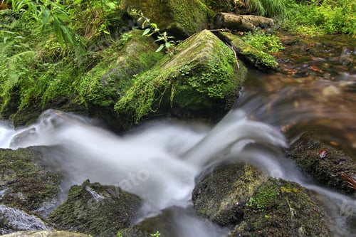 Preview: Water flowing over rocks