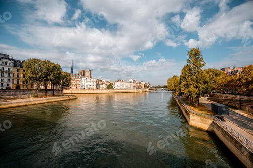 Preview: Landscape view on Seine river in Paris