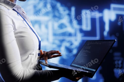 Preview: Consultant oversees AI neural network