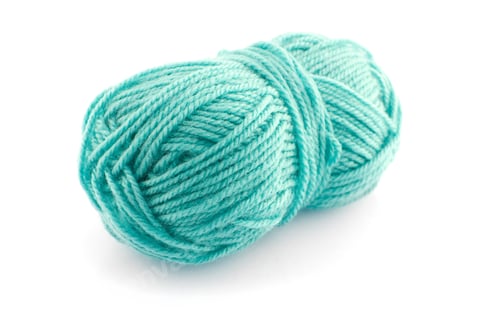Preview: Green knitting wool