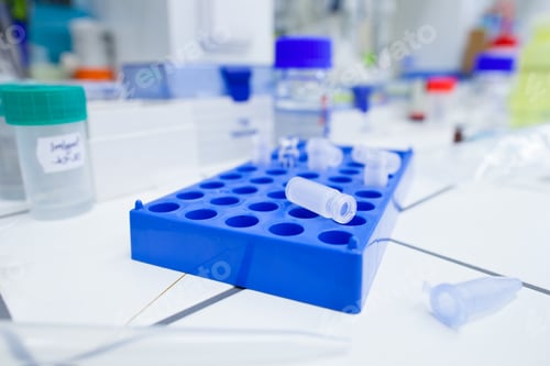 Preview: chemistry lab (shallow DOF)