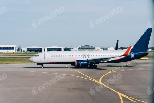 Preview: jet airliner for passengers transportation