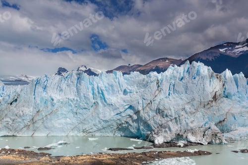 Preview: Glacier in Argentina