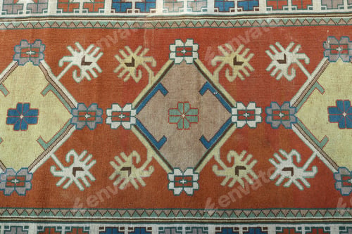 Preview: Textures and patterns in color from woven carpets
