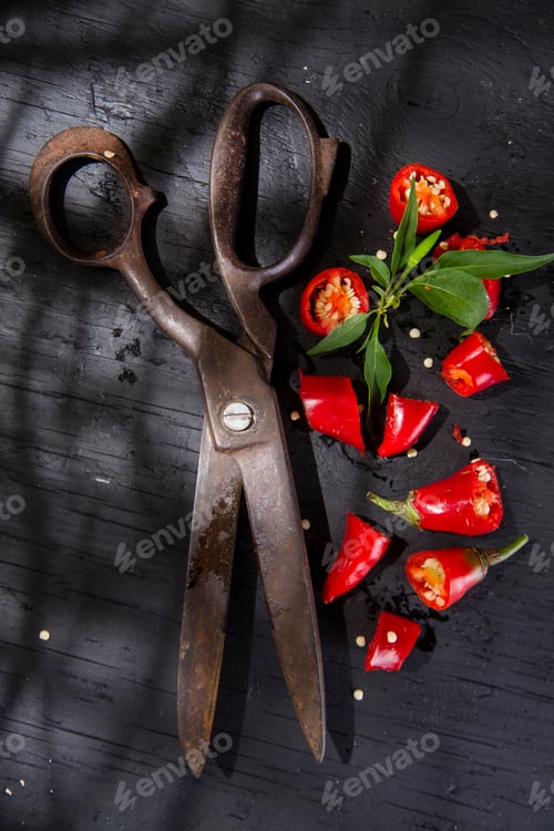 Preview: Cut the red pepper