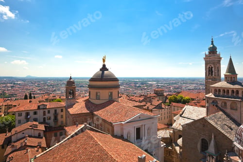 Preview: View of Bergamo Alta, Italy