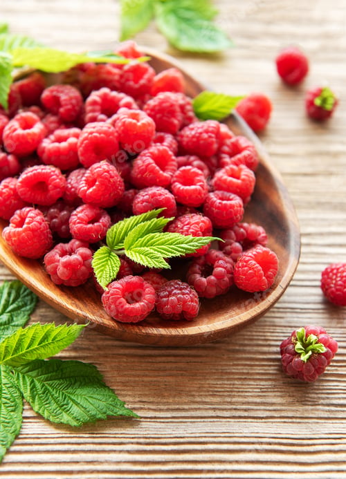 Preview: Fresh organic ripe raspberry