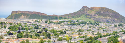Preview: View of Arthurs seat and Edimburgh city from Blackford hill