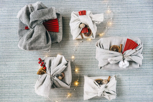 Preview: Zero waste Christmas, Furoshiki gifts from linen.