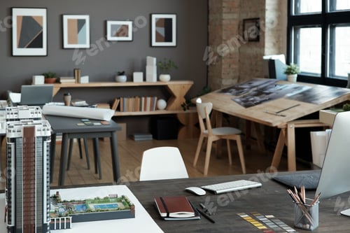 Preview: Contemporary workshop of architects with several workplaces