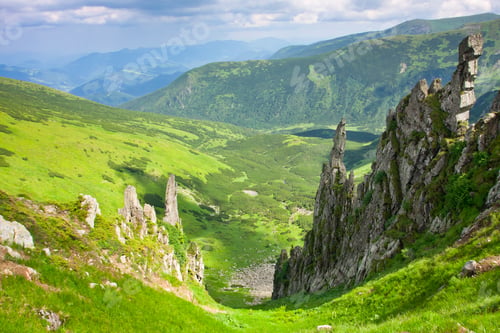 Preview: Beautiful mountains landscape
