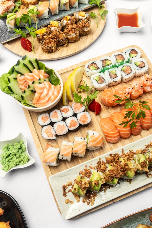 Preview: sushi mixed plate moriawase meal on plate in japanese restaurant