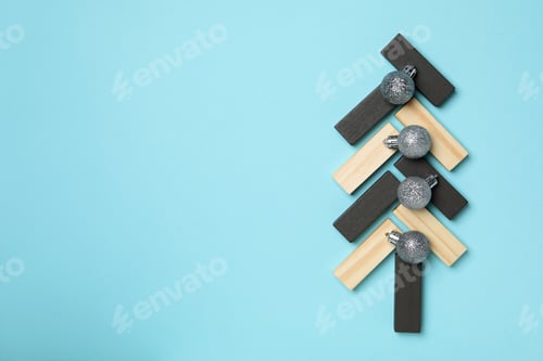 Preview: Christmas Tree Made of Wooden Blocks and Baubles