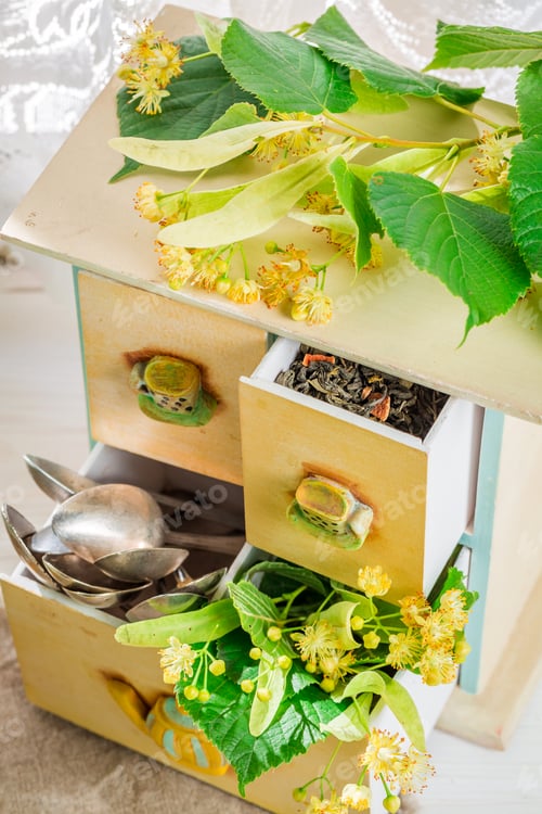 Preview: Aromatic golden honey