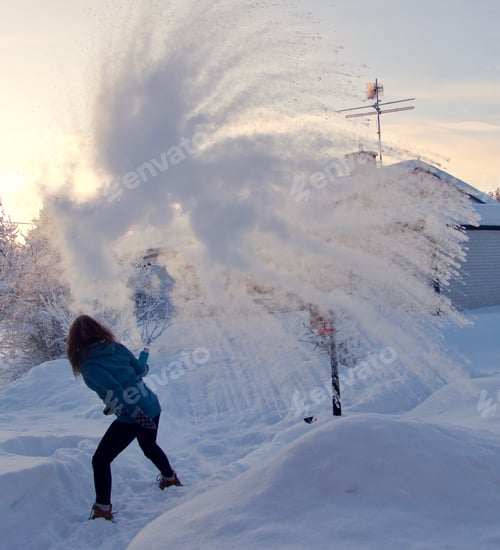 Preview: Experimental photo: Girl playing with Frost water