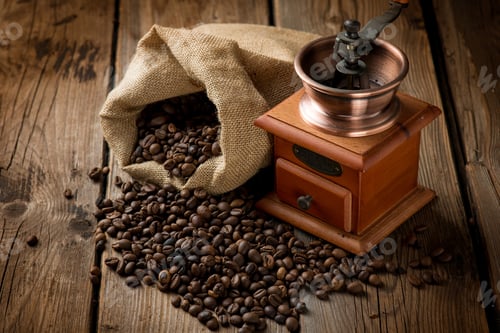 Preview: coffee grinder with coffee beans and bag
