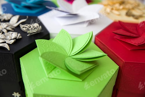 Preview: Eploding boxes